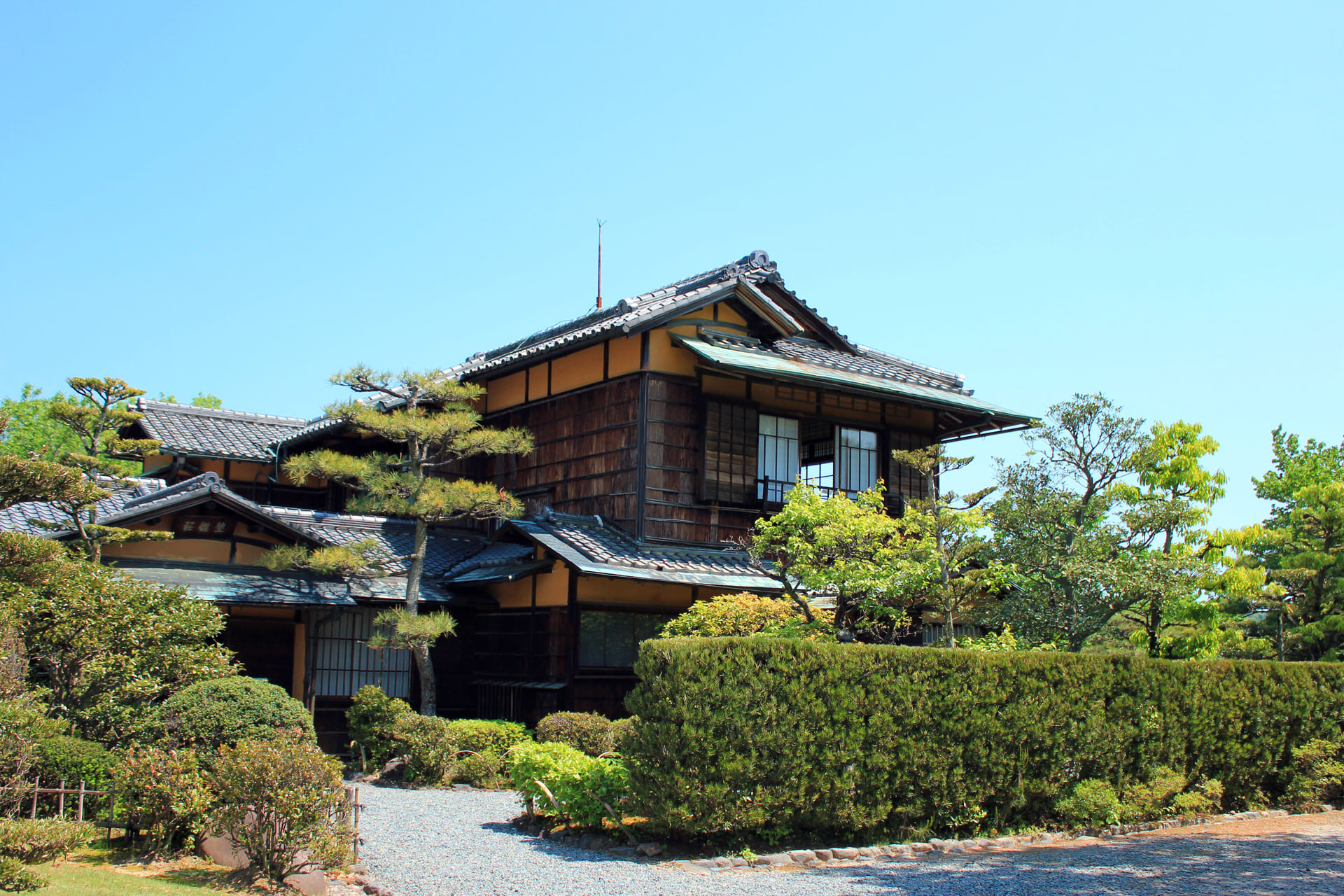 相続不動産の売却問題を解決 | 神奈川県南足柄市の不動産売却なら合同会社池田商事